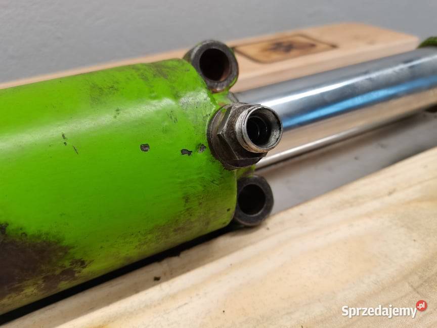 Merlo 427 TF Cylinder hydrauliczny skrętu wielkopolskie Wilkowo