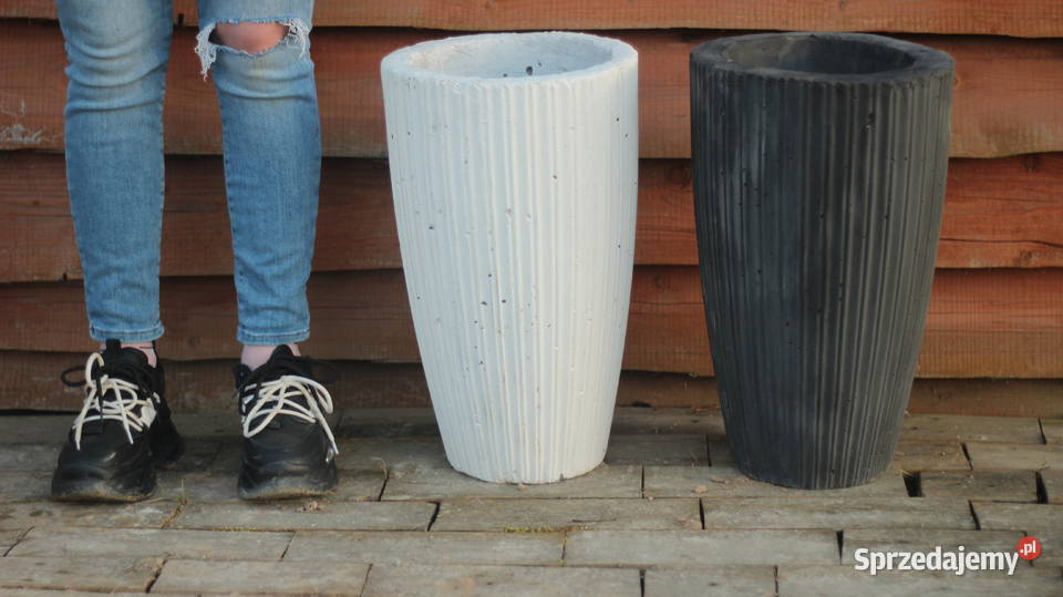 Figury rzeźby ogrodowe betonowe donica