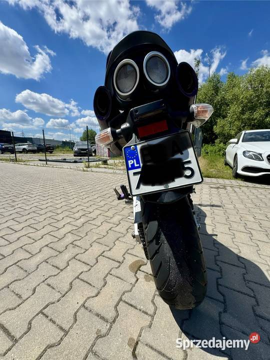 Suzuki GSR 600