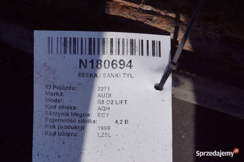 BELKA SANKI TYŁ AUDI S8 D2 LIFT Pozostałe Lipno