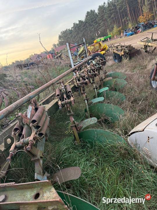Pług zagonowy PHX 6 skibowy zabsprężynowe kujawsko-pomorskie Prądocin