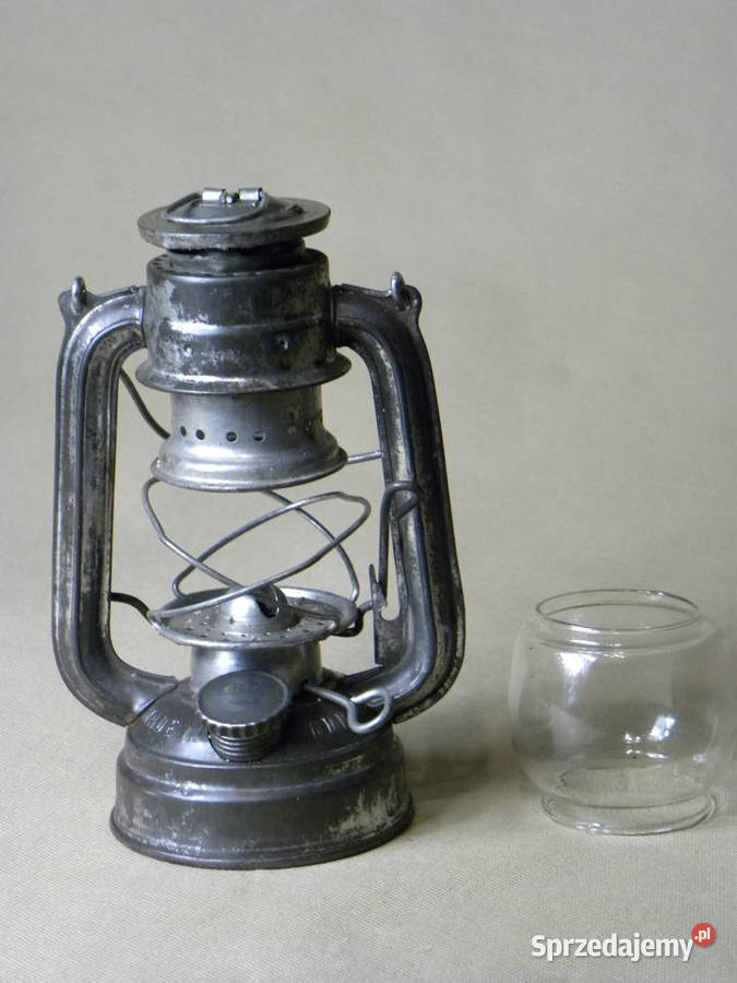 Niemiecka lampa naftowa Frowo 50