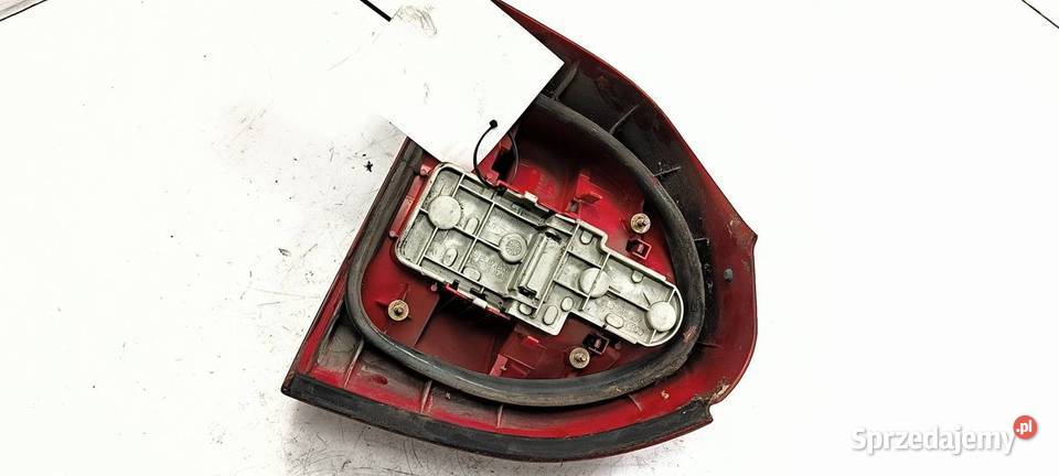 LAMPA LEWA TYŁ AUDI A3 8L osobowe Lipno