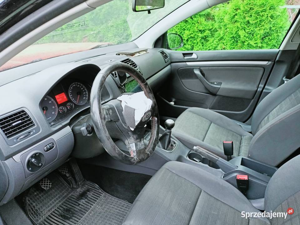 VW Golf V MPI 16 uszkodzony Ogrodzieniec