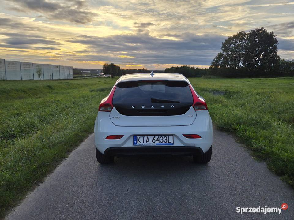 Volvo V40 20 D2 120 Automat 2015 r Tarnów