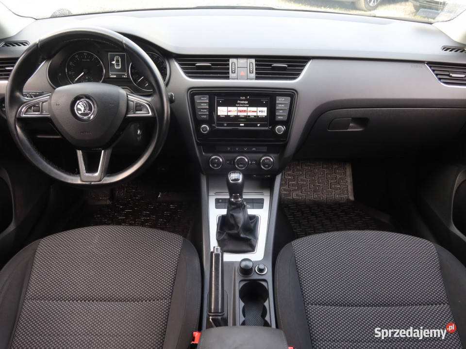 Skoda Octavia 12 TSI Katowice