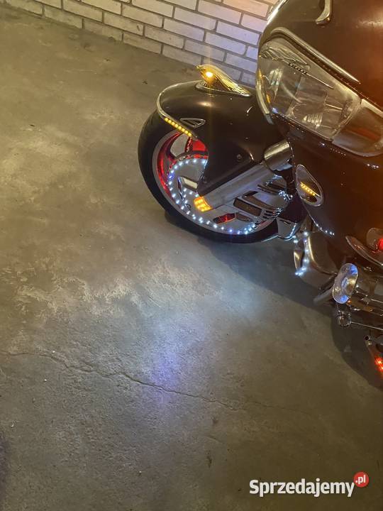 Goldwing dużo dodatków mazowieckie