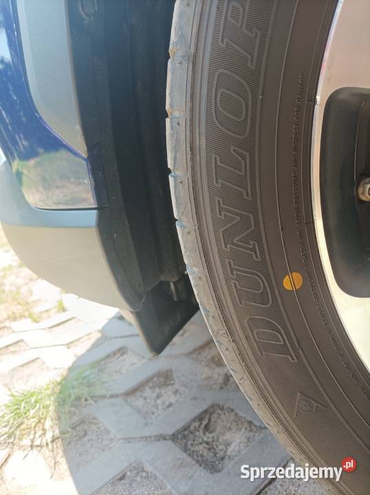 Opona z 22 22550r18 Dunlop Sport salonowe toyoty 225 Brudzeń Duży