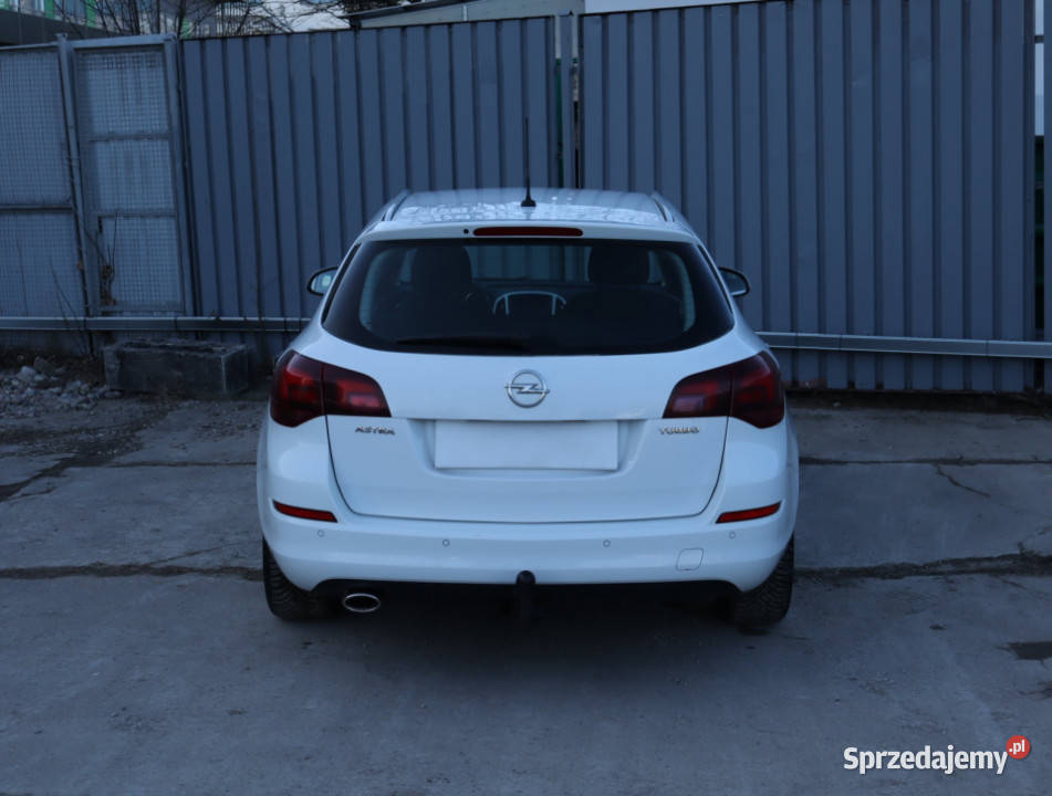 Opel Astra 14 T 4/5 Piaseczno