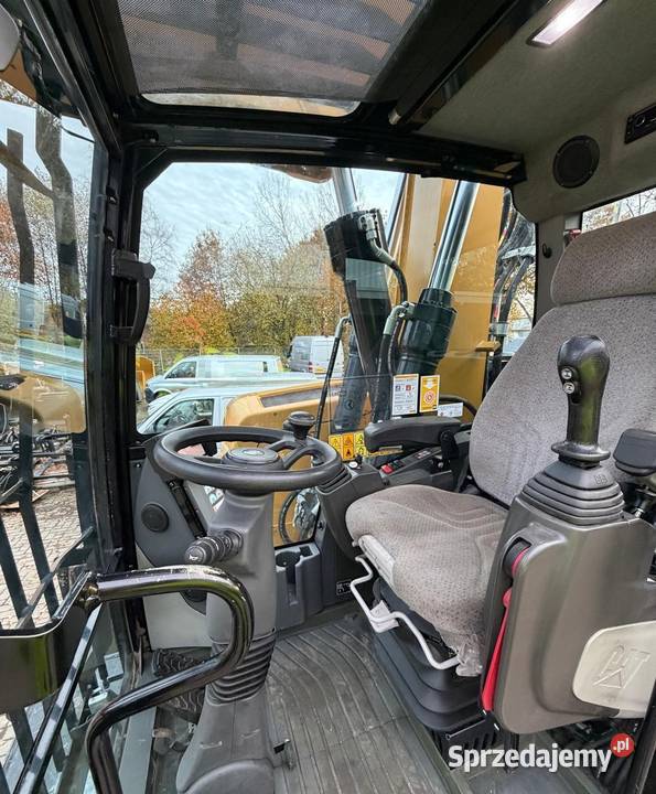 Koparka kołowa CAT MH 3022 2020 Jeziorko