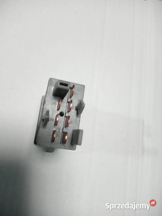 włącznik świateł awaryjnych Passat B5 osobowe Części samochodowe sprzedam