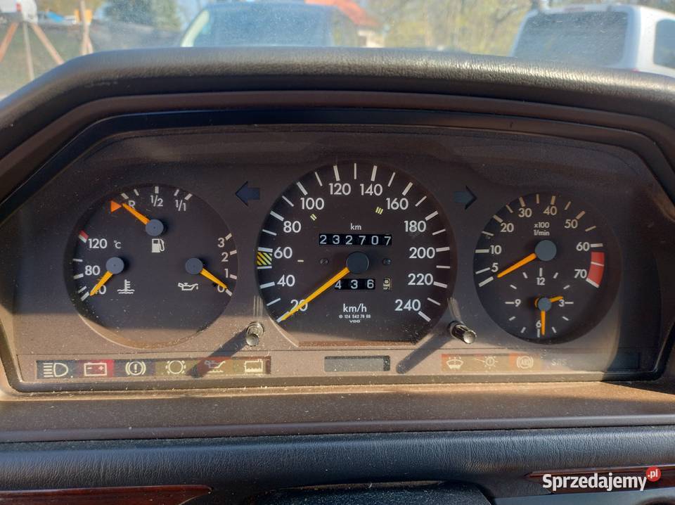 Mercedes w124 coupe Bez rdzy