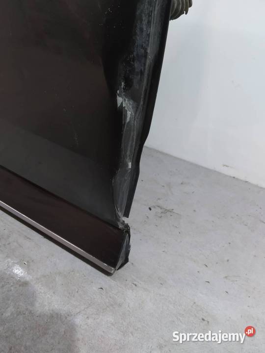 DRZWI PRAWE TYŁ KOMBI USZKODZONE Skoda Superb Rok produkcji 2019