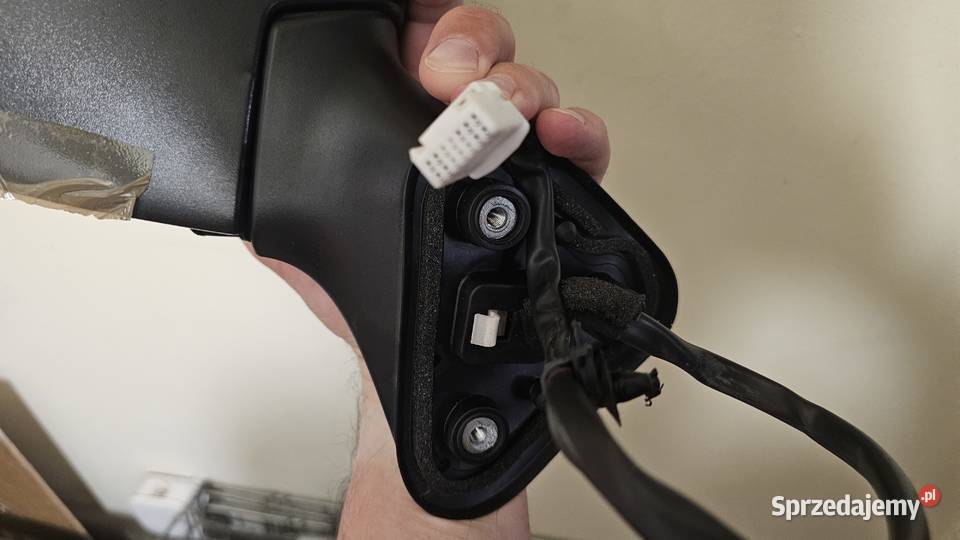 Lusterko toyota verso 879100f130