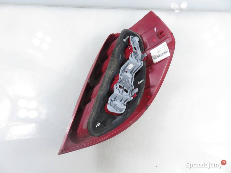 LAMPA LEWA TYLNA MERCEDESBENZ A W169