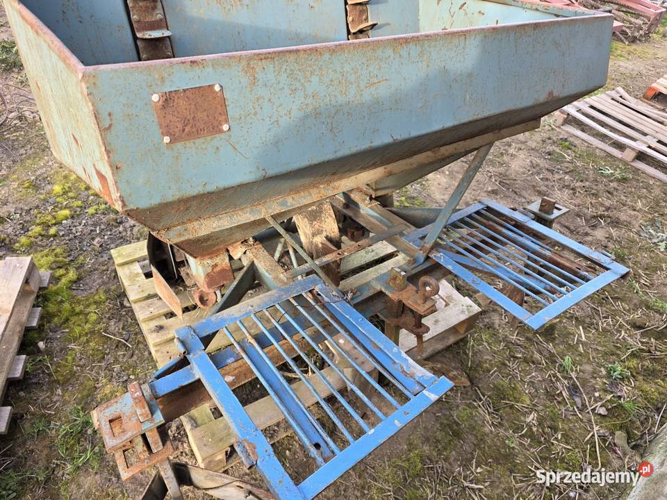 Sadzarka dwurzedowa polska do ziemniaków Samborzec sprzedam