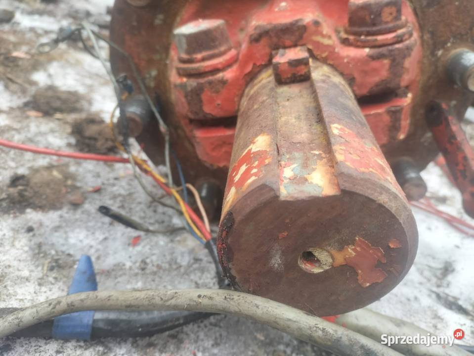 Zwolnica pochwa zwolnicy MTZ 82 BELARUS 50 TS 52 Busko-Zdrój