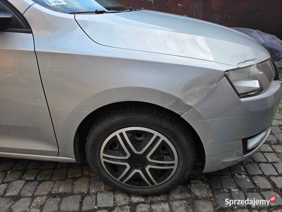 Błotnik Skoda Rapid