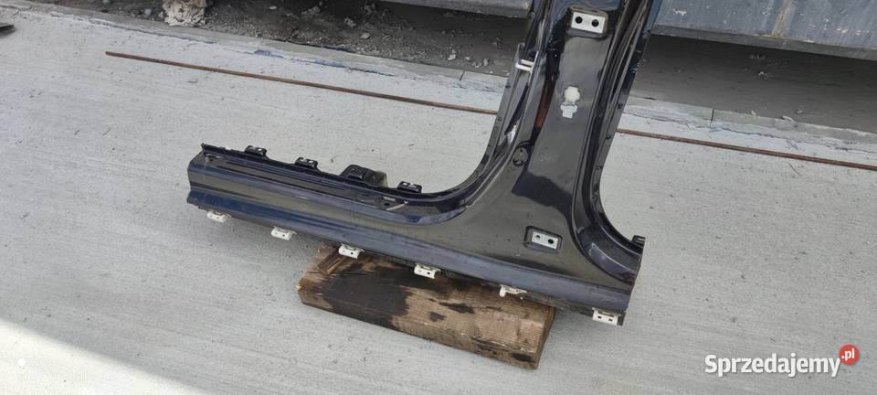 ĆWIARTKA PRÓG SŁUPEK B LEWY AUDI A6 C7 LIFT LY9B Zestawy części blacharskich Przystajń