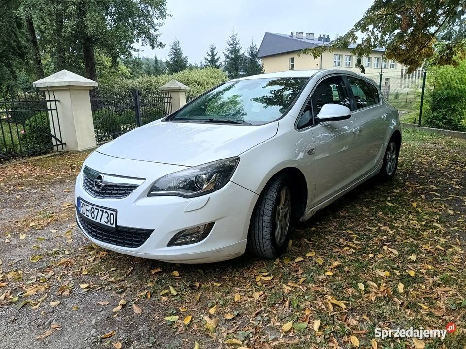 Opel Astra J SPORT OPC Line 17 CDTI 110 reflektory ksenonowe podkarpackie Dębica
