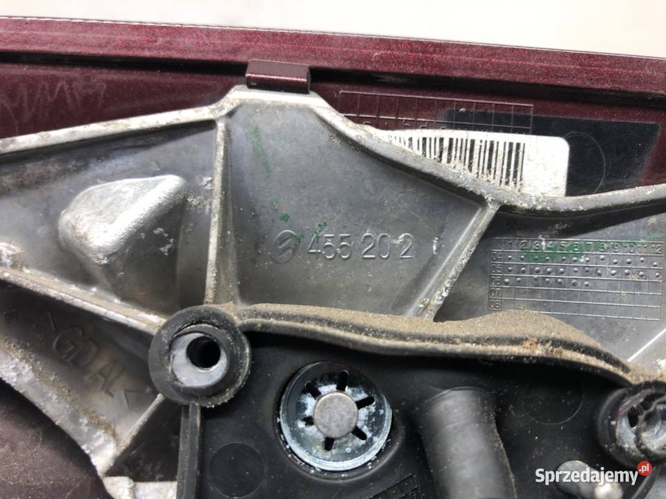 LUSTERKO PRAWY MERCEDES W221 Hatchback 0513 osobowe Części samochodowe