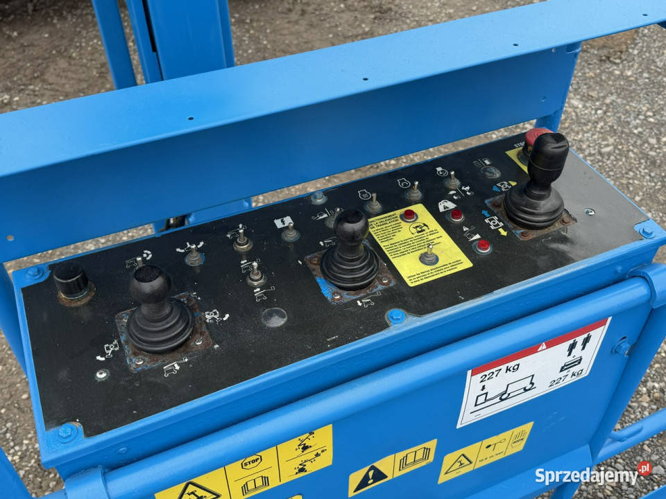 podnośnik koszowy Manitou 200 ATJ Genie Z6034 świętokrzyskie Widełki