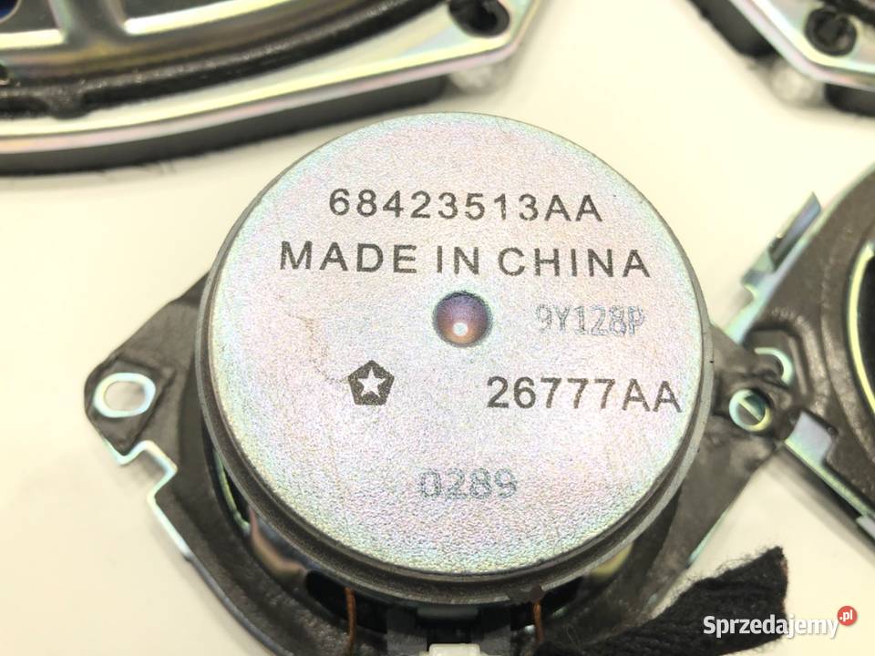 GŁOŚNIKI KOMPLET JEEP CHEROKEE KL 05064358AB SUV