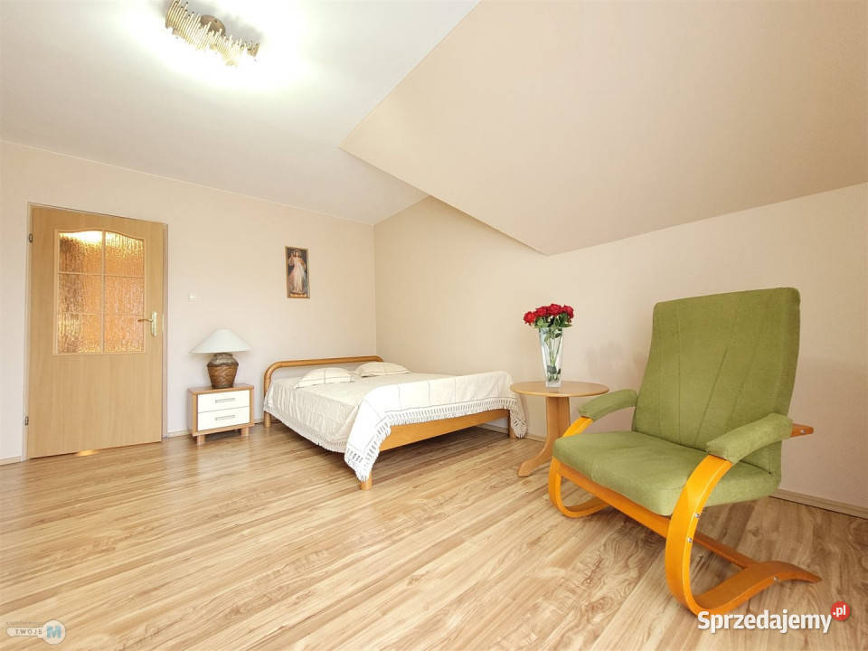 Dom wolnostojący 276m2 Nowiny 276m2 sprzedam