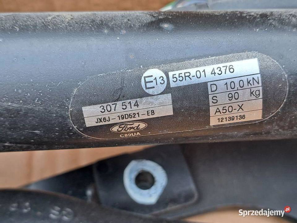 Hak holowniczy elektryczny Ford Focus IV Kombi