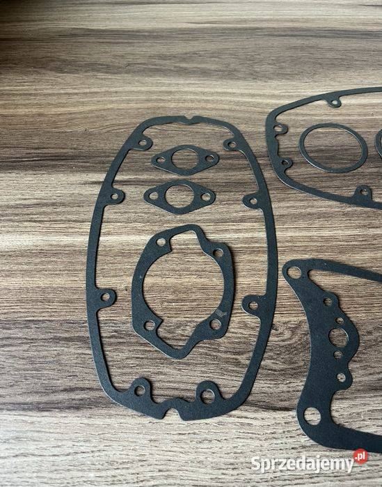 NOWE POLSKIE USZCZELKI SILNIKA CZ 175 TYP 477 CZ Uszczelki silnika i osprzętu Bielsko-Biała