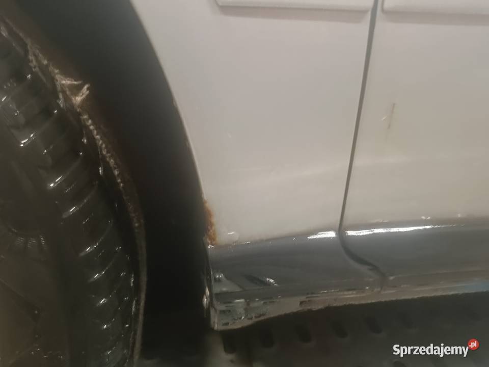 Błotnik Lewy LY7W Audi A4 B5 FL a41