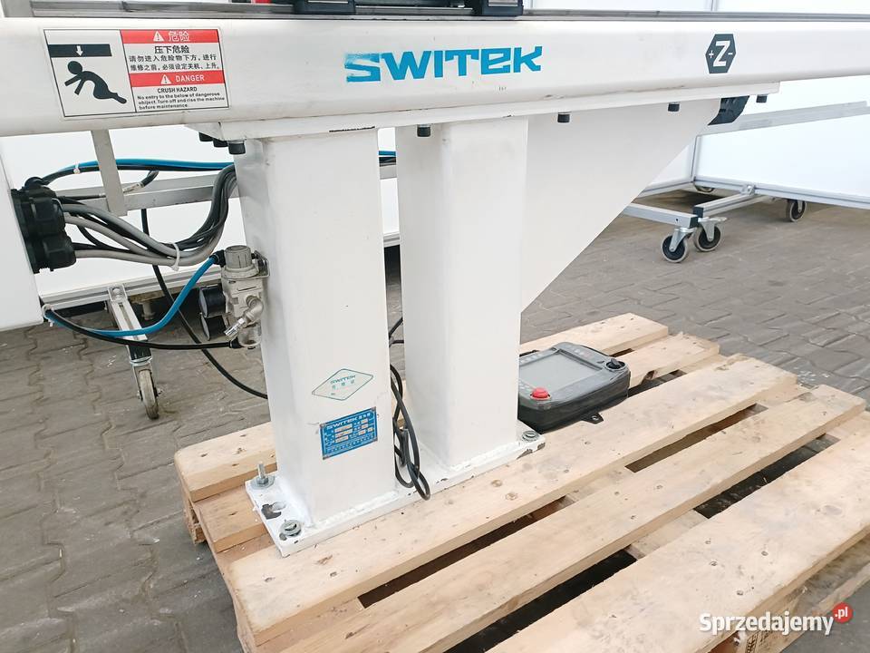 Robot kartezjański do wtryskarki 3 osiowy picker wielkopolskie Gizałki