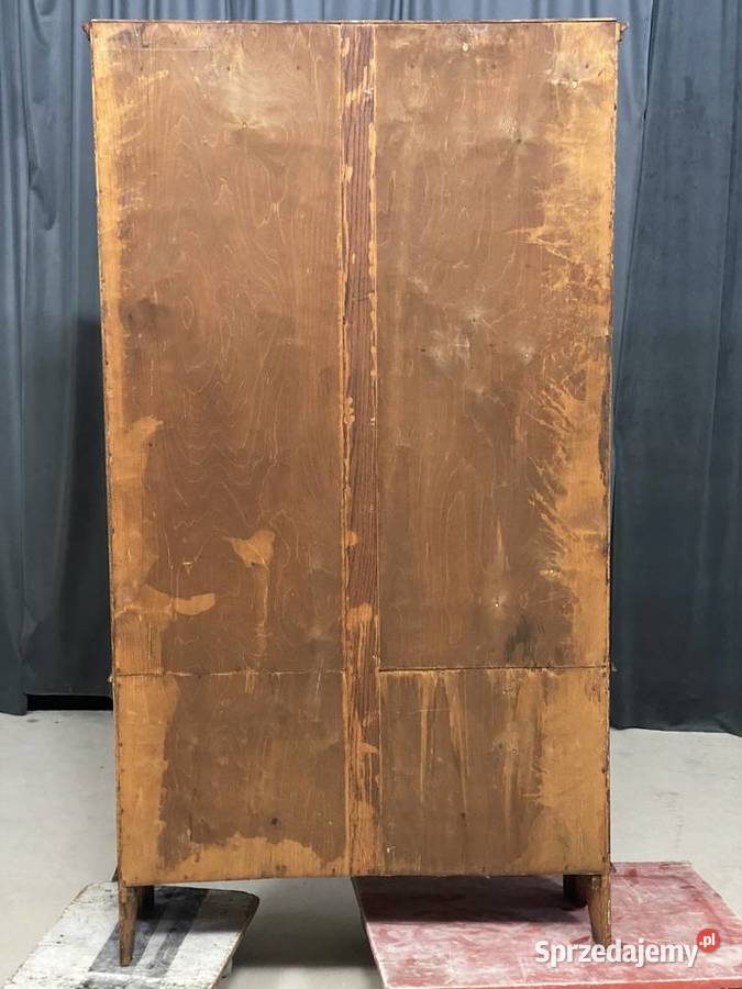 Klasyczna witryna dębowa poł XX w Meble Meble zachodniopomorskie