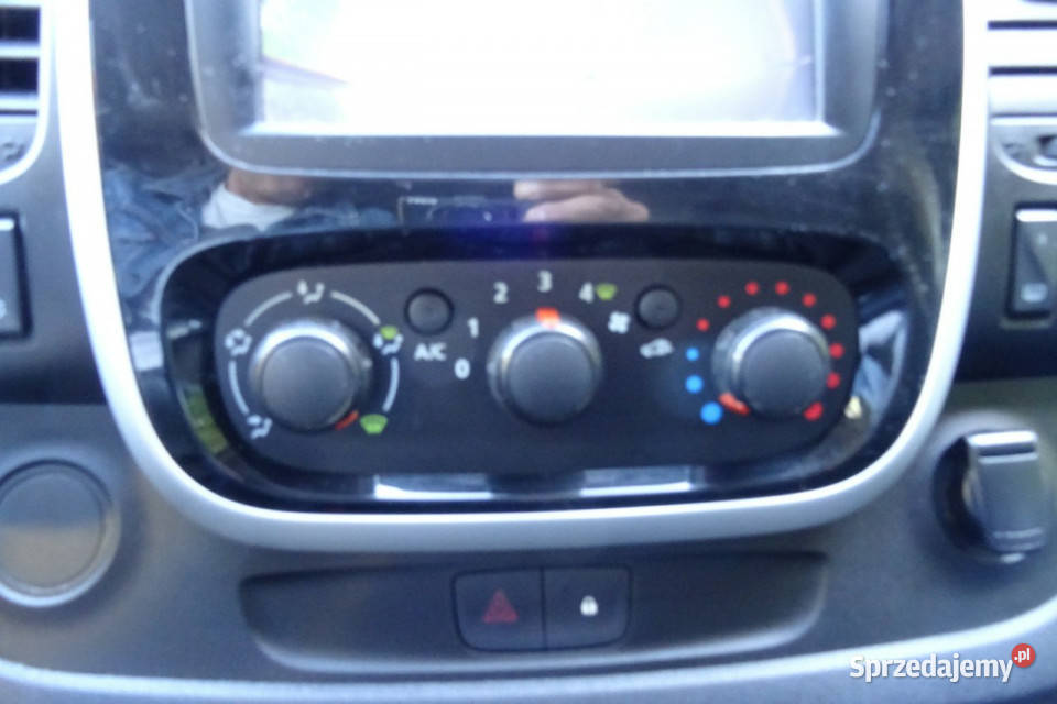 Opel Vivaro Opel Vivaro L2H1 K2900 9 osobowy Góra Kalwaria sprzedam