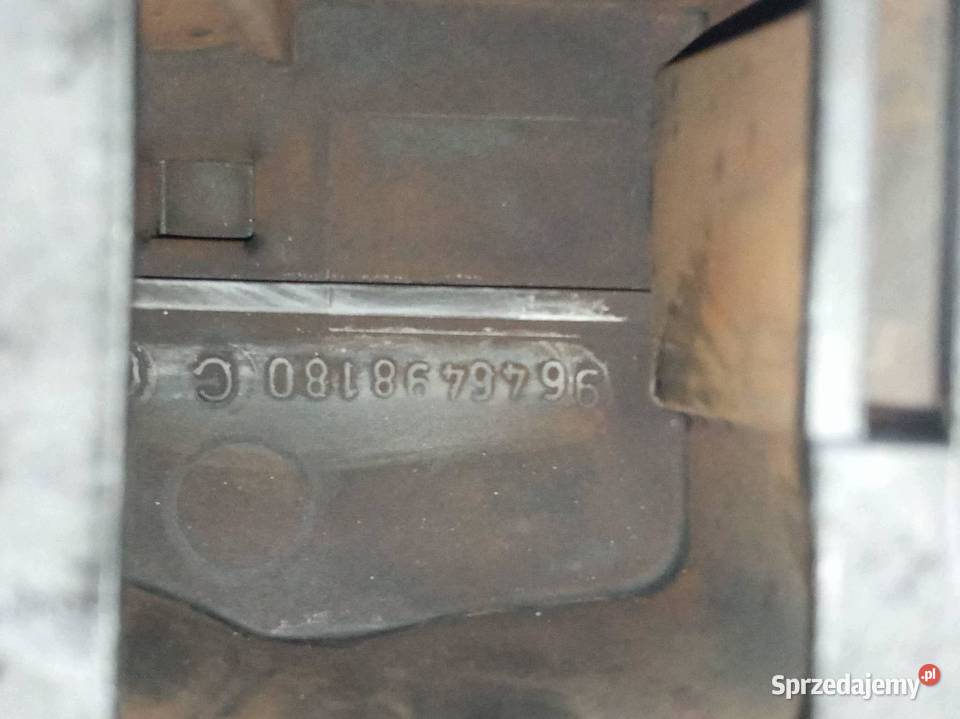 POKRYWA ZAWORÓW 9646498180 14 16V Peugeot 307 I