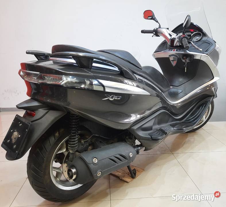 Piaggio X10 125 3 2013 MAXI SKUTER na kategorię 43956km