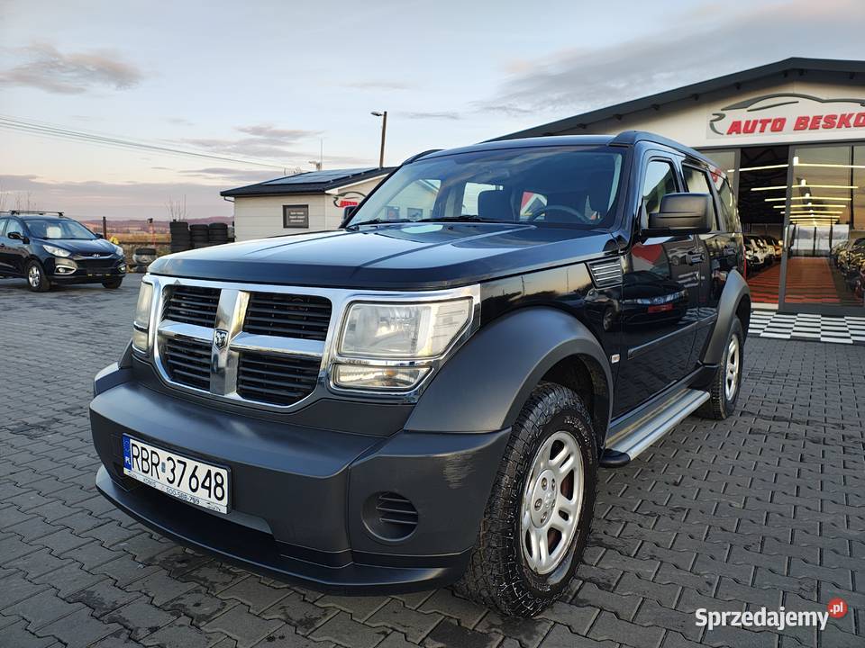 Dodge Nitro Napęd 4x4 28Diesel Zarejestrowany możliwa zamiana Zarszyn