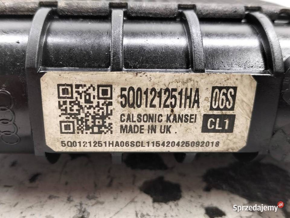 CHŁODNICA WODY DODATKOWA 20 TSI 300 5Q0121251HA Rok produkcji 2018 sprzedam