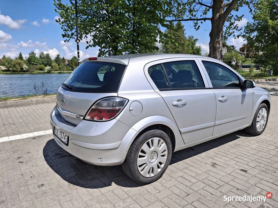 Samochód Opel ASRTA H 2008r 13 diesel Astra Wolbrom