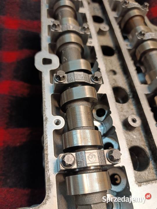 Głowica Opel corsa D 12 14 XER 55562229 Głowice cylindrów Czechy