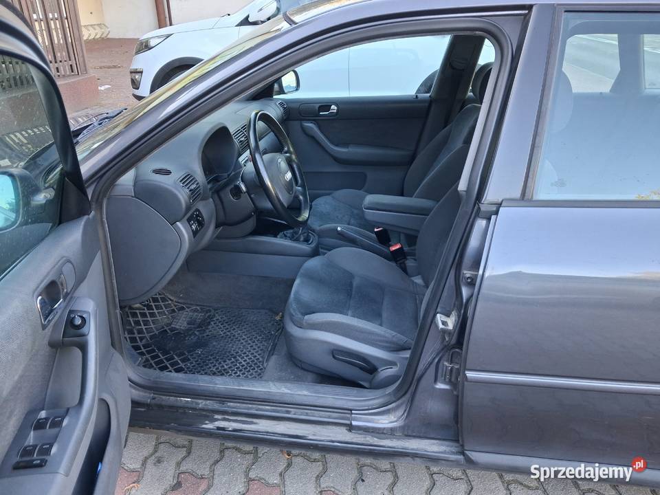 Audi A3 5drzwi UNIKAT PIERWSZY WŁAŚCICIEL Hatchback Warszawa