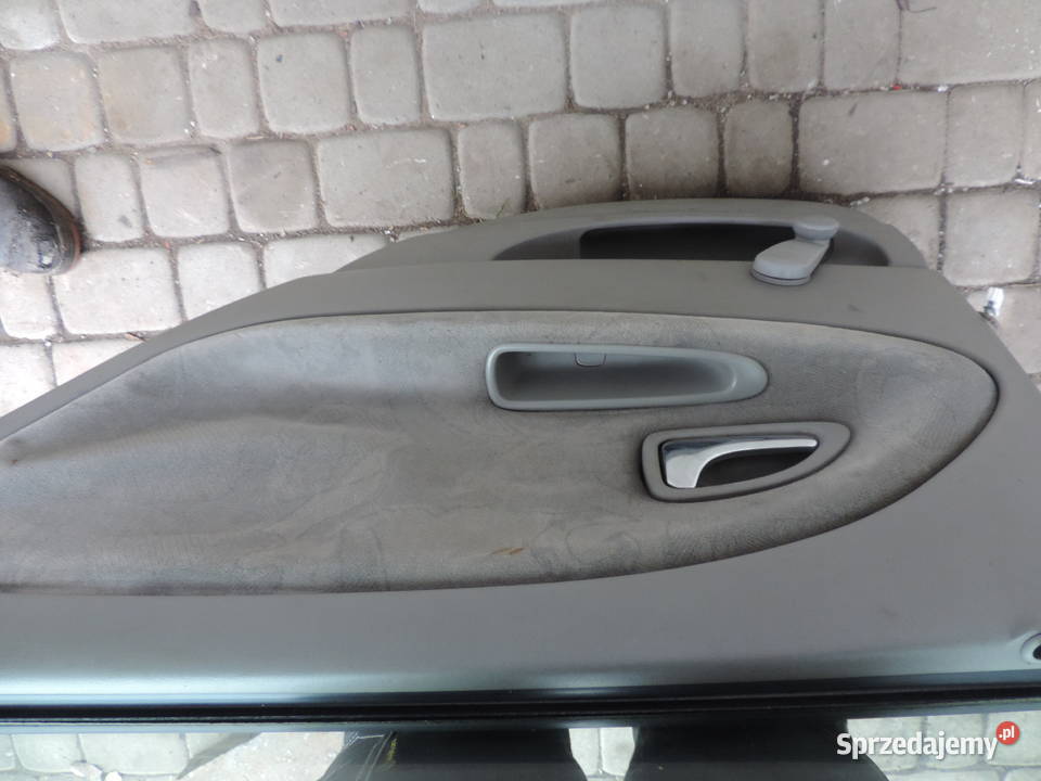 VOLVO S40 I DRZWI PRAWE TYLNE TYŁ 33222 sprzedam