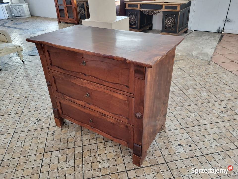 Antyczna komoda z trzema szufladami