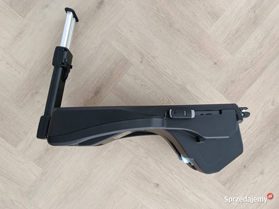 Fotelik samochodowy COSMO Avionaut z bazą Biłgoraj