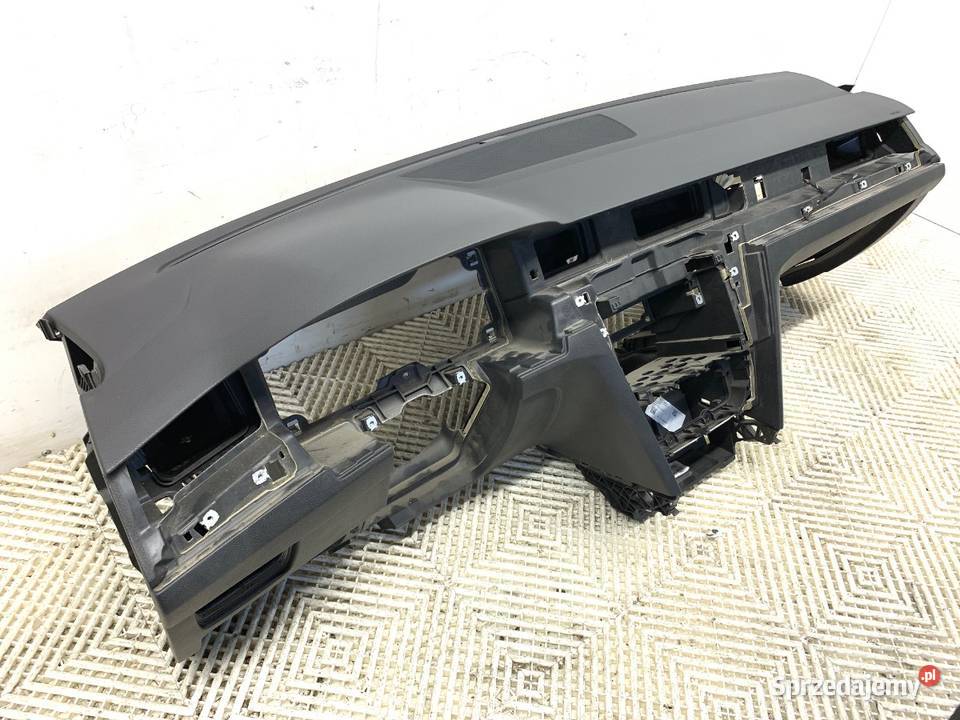 KOKPIT Z PODUSZKĄ PASAŻERA VW PASSAT B8