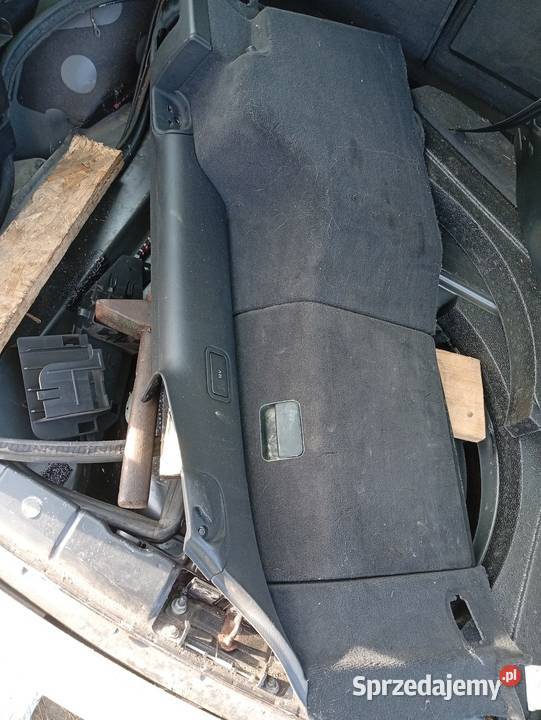 Boczki bagażnika stan Audi A6 C5 Avant czarne