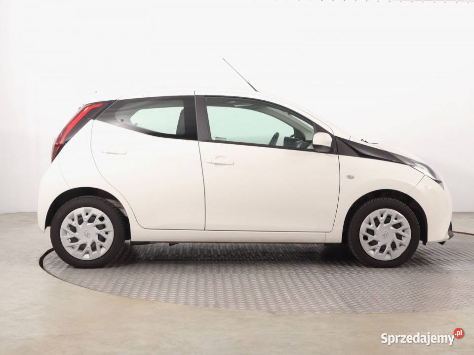 Toyota Aygo 10 VVTi 998cm3 Katowice sprzedam