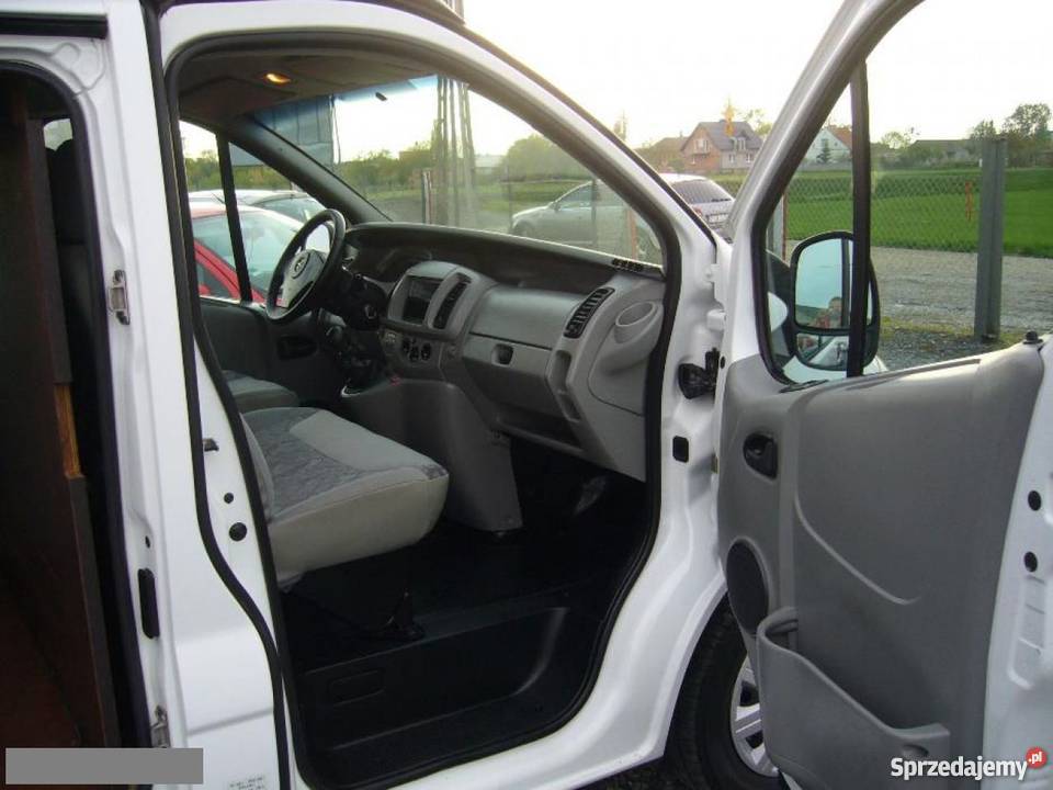 Na sprzedaż Opel Vivaro bialy nieuszkodzony Wolica Pusta