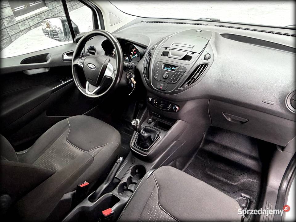 FORD TRANSIT COURIER 15diesel klima super stan