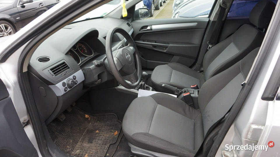 Opel Astra zarejestrowany ubezpieczony Gwarancja Zielona Góra